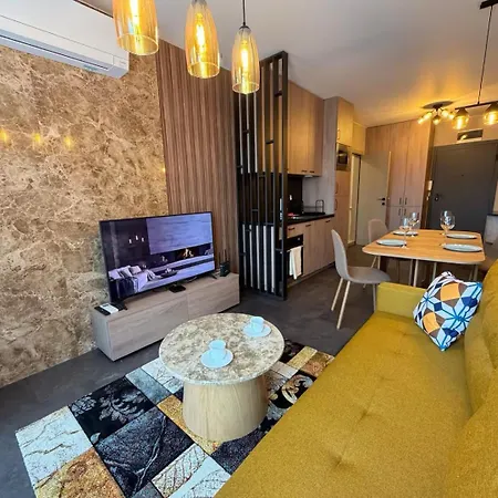 Tokyo Cozy аpt Near Iec And Airport W Terrace And Wifi شقة *