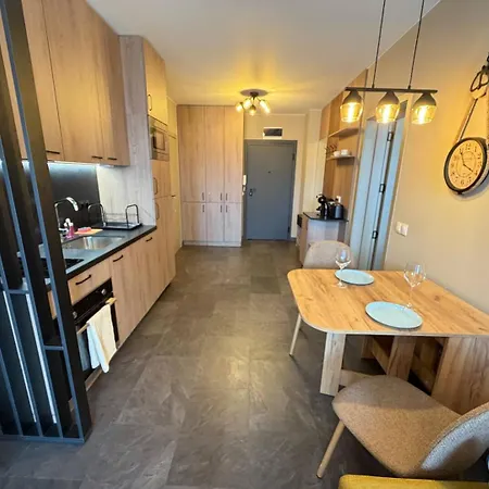 Tokyo Cozy аpt Near Iec And Airport W Terrace And Wifi شقة *
