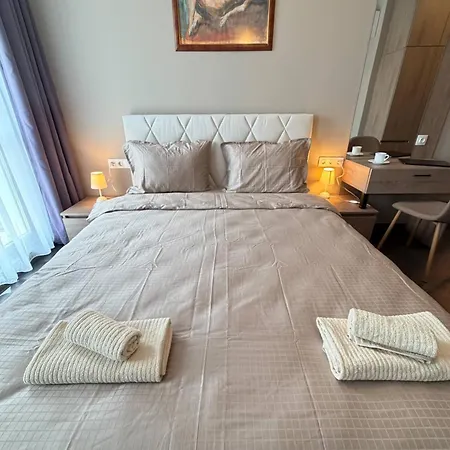 Tokyo Cozy аpt Near Iec And Airport W Terrace And Wifi صوفيا