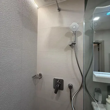 Tokyo Cozy аpt Near Iec And Airport W Terrace And Wifi شقة