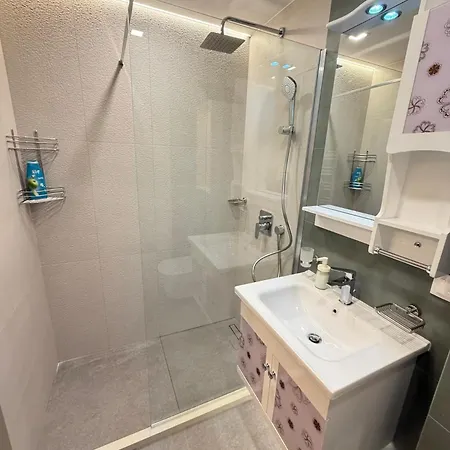 Tokyo Cozy аpt Near Iec And Airport W Terrace And Wifi *